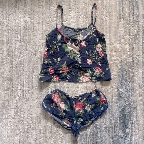 Wildfox Sleepwear Set - Picture 1 of 1